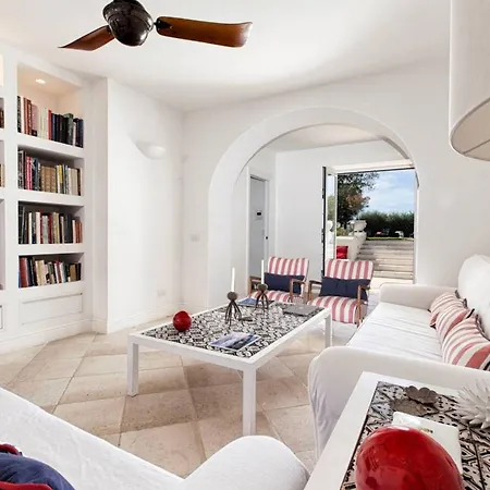 Amazing With Pool Apartment